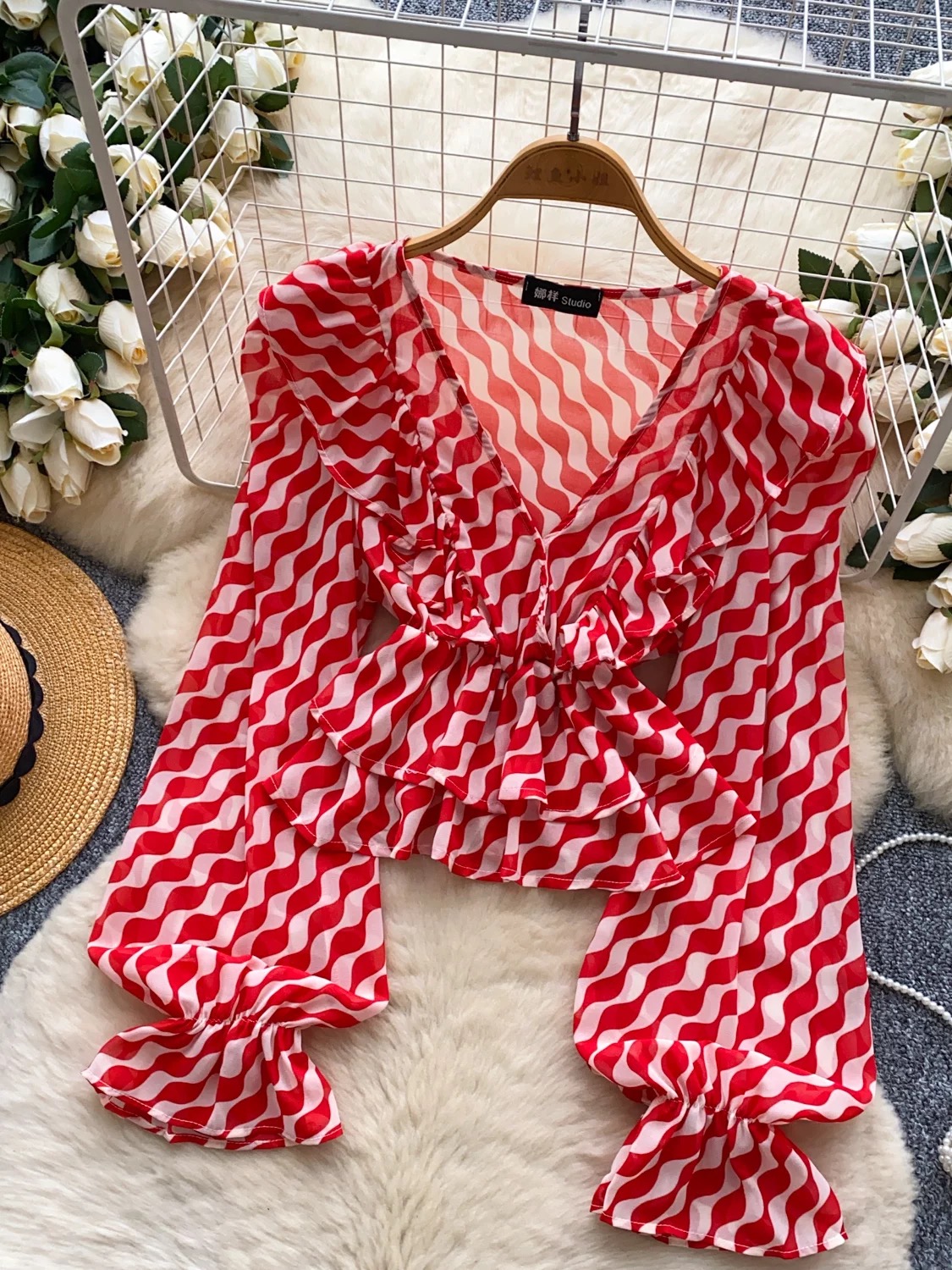 Butterfly kisses top CTO988 images